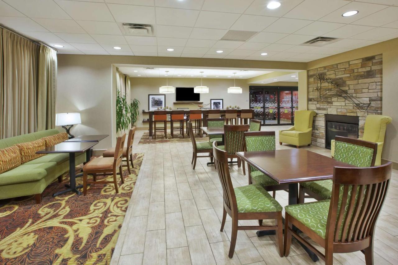 Hampton Inn Brockport Ngoại thất bức ảnh